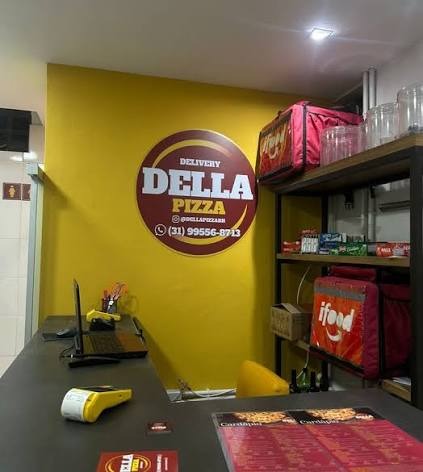 Della Pizza